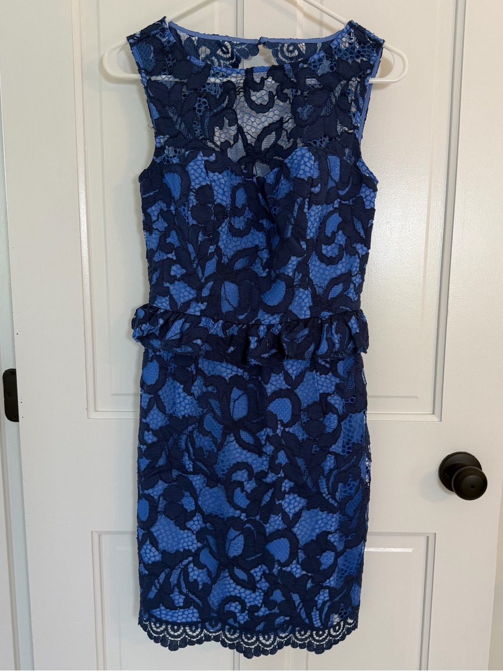 Lilly Pulitzer Game Day Blue Corded Lace Peplum Sheath Dress Size 0